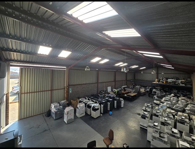 360M² WAREHOUSE FOR SALE IN ANDERBOLT
